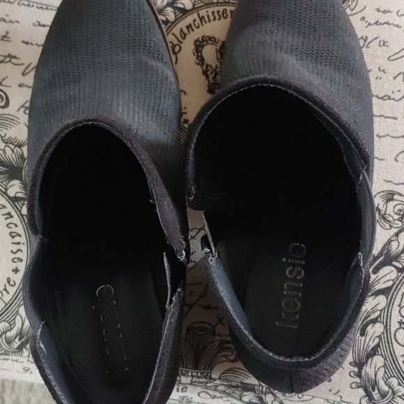 Kensie Dk Gray Zip Booties Sz 9 - Picture 4 of 5